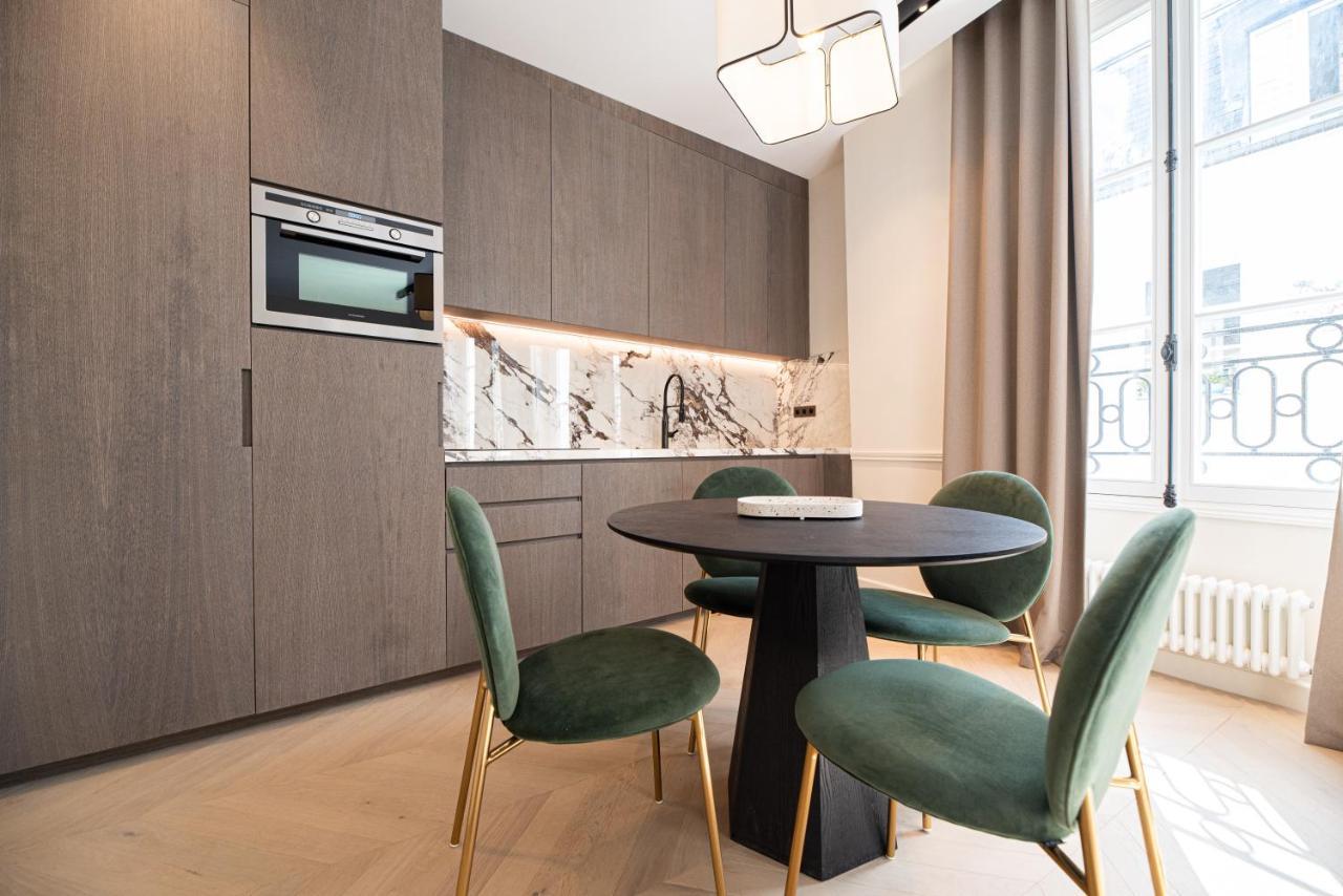 Mbm - Luxury Home In Marais Paris Eksteriør billede